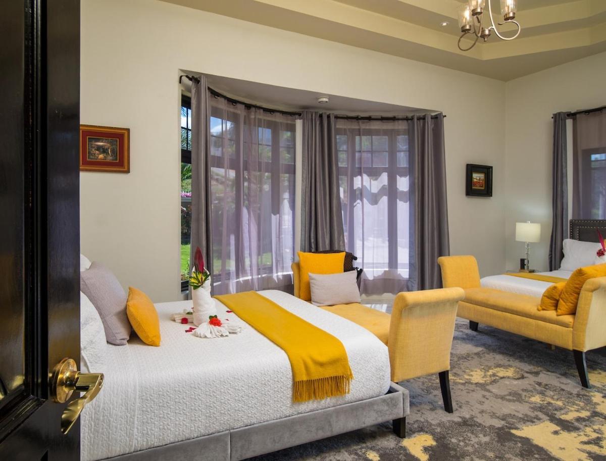 Villa Mimosa Jamaica Exclusive Luxury Stay- Resort Vibe Discovery Bay Luaran gambar