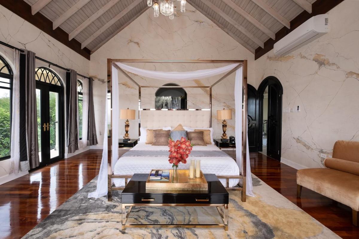 Villa Mimosa Jamaica Exclusive Luxury Stay- Resort Vibe Discovery Bay Luaran gambar