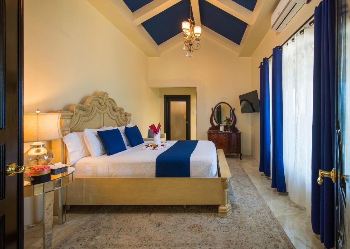Villa Mimosa Jamaica Exclusive Luxury Stay- Resort Vibe Discovery Bay Luaran gambar